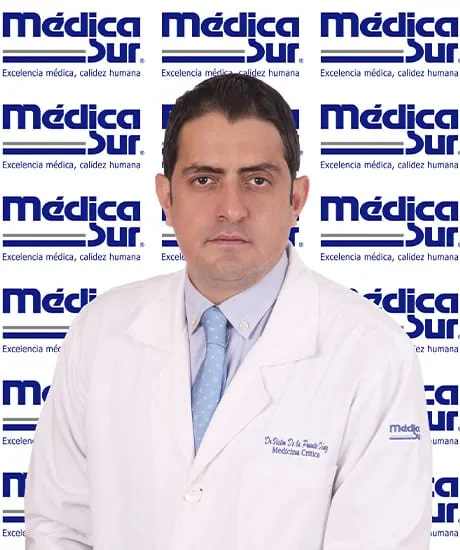 Dr. VÍctor Manuel de la Puente Díaz de León Medicina Interna / Medicina Crítica Médica Sur Copyright